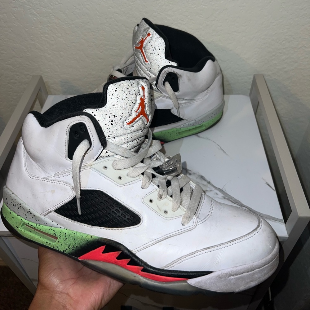 Air Jordan 5 Space Jam